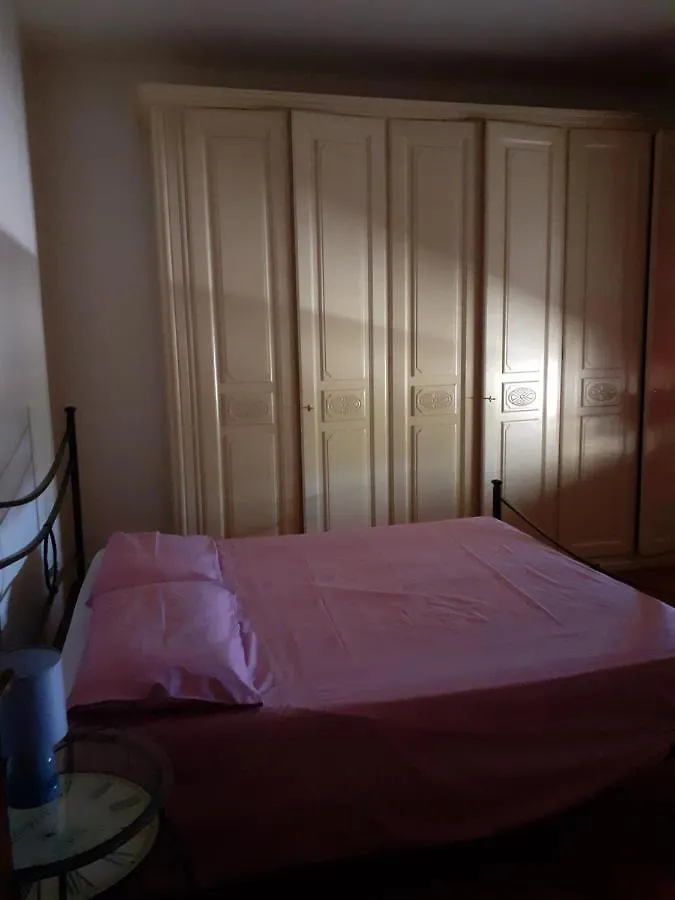 הוילה למפורקיו Olivia House 0*,  איטליה
